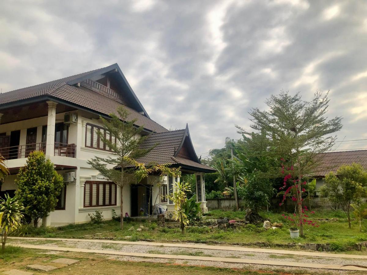 Vang Vieng Garden Resort Екстер'єр фото