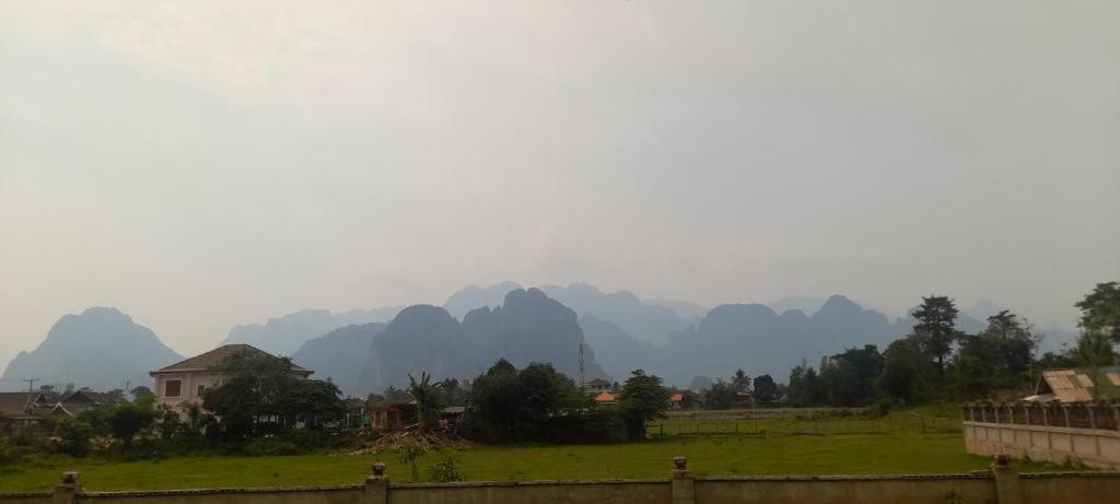 Vang Vieng Garden Resort Екстер'єр фото