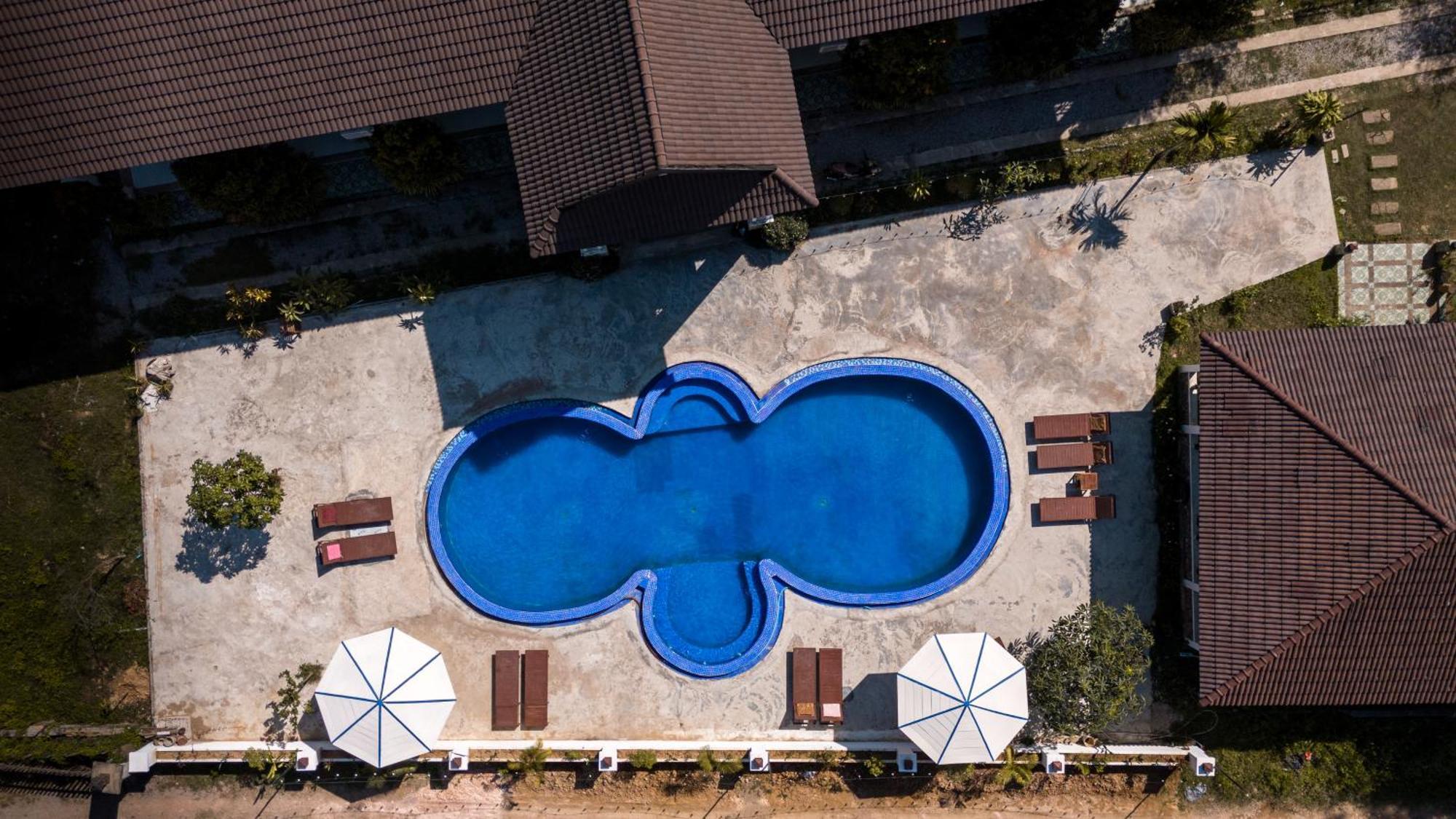 Vang Vieng Garden Resort Екстер'єр фото